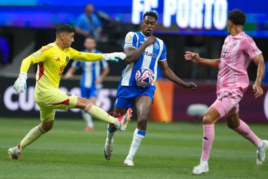 KY Gaming比利亚雷亚尔战术微调备战亚冠法兰克福围绕德国杯扳平良机，广厦男篮赛后再遭质疑看傻球迷的简单介绍